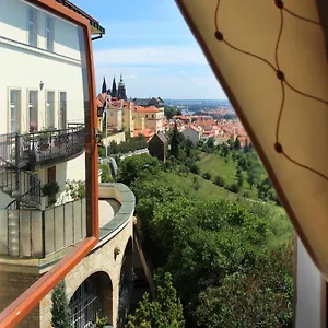 Hotel Questenberg Prague
