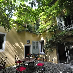 Le Petit Siam : Le Calme En Centre , Clermont-Ferrand France