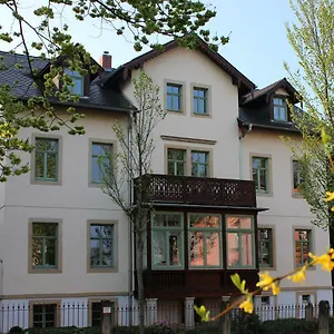 Stilvolle Am Großen Garten Apartment Dresden
